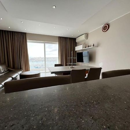 Marsaxlokk Seaview 2 Bedroom Penthouse ภายนอก รูปภาพ